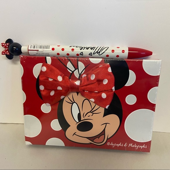 Disney Parks Minnie Mouse Autograph/Photograph Book - Picture 4 of 4